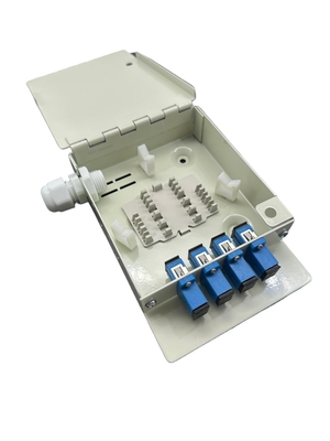 4 포트 실내 FTTH 벽 장착 및 SC / UPC 어댑터와 데스크톱 광섬유 유통 상자